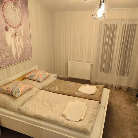 Apartmanyhurbanova3 Apartment